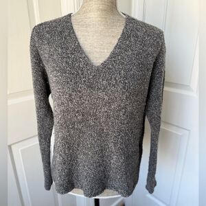 Eileen Fisher Merino Wool Cashmere Grey V Neck Sweater Italian Yarn Small